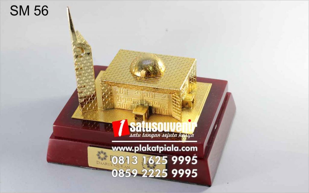 souvenir miniatur daarul qur'an elegan