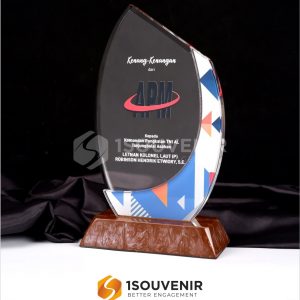 plakat kenang kenangan
